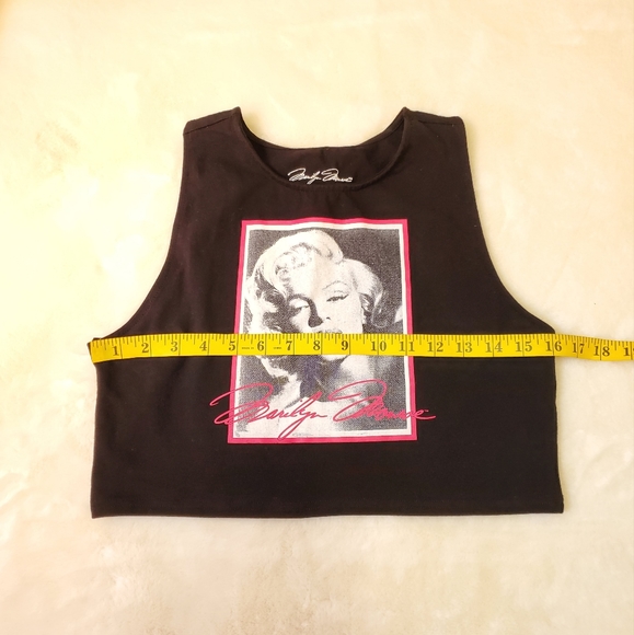 Marilyn Monroe Crop Tank Top Size Large - Picture 5 of 7